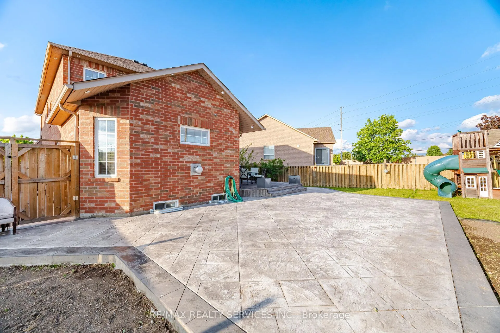 Photo 46 of 104 Sundridge Street, Brampton, Snelgrove — HOMEH