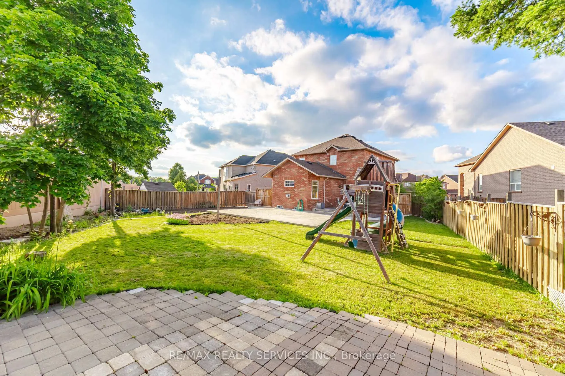 Photo 49 of 104 Sundridge Street, Brampton, Snelgrove — HOMEH
