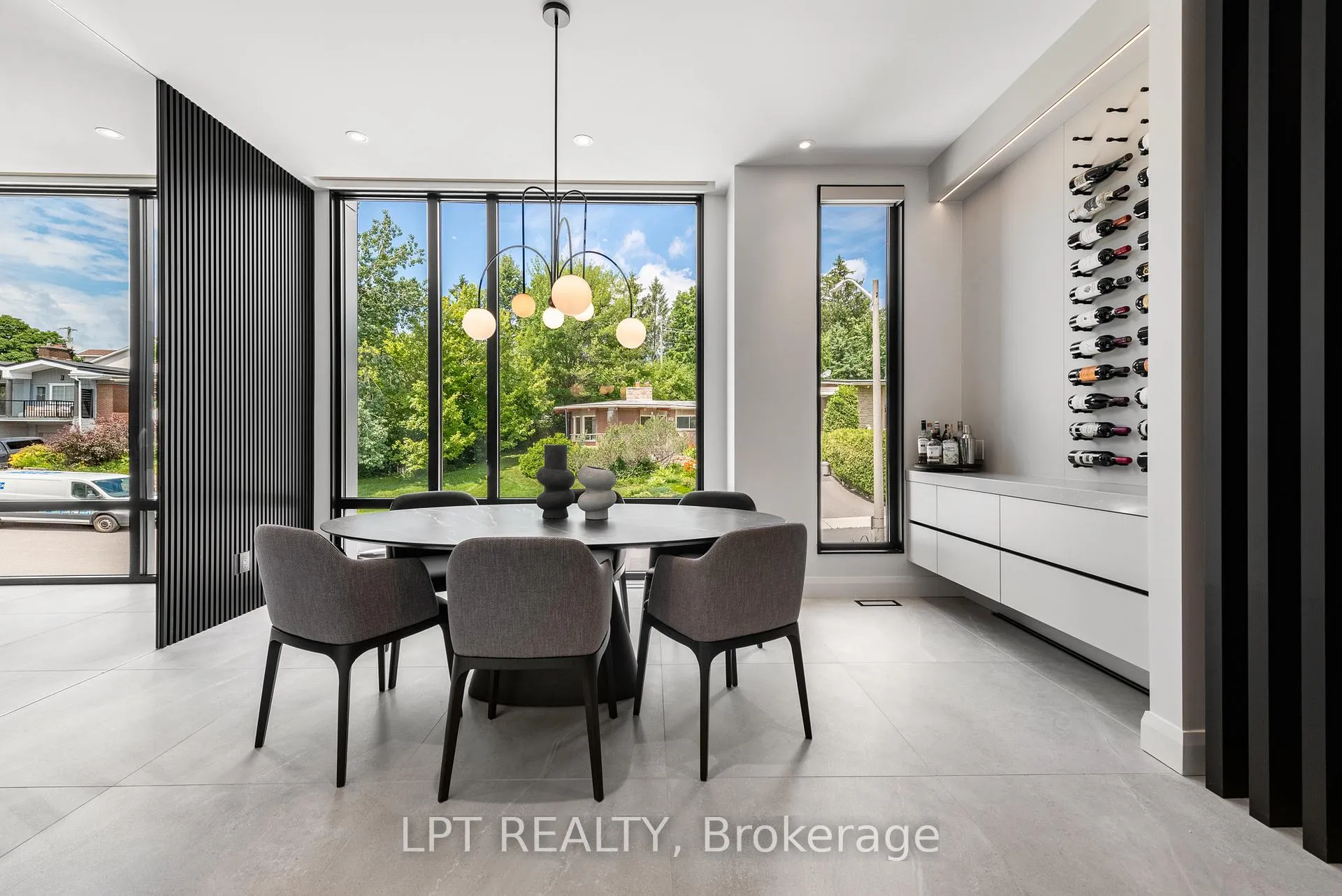 Photo 6 of 322 Perrier Avenue, Ottawa, Vanier — HOMEH