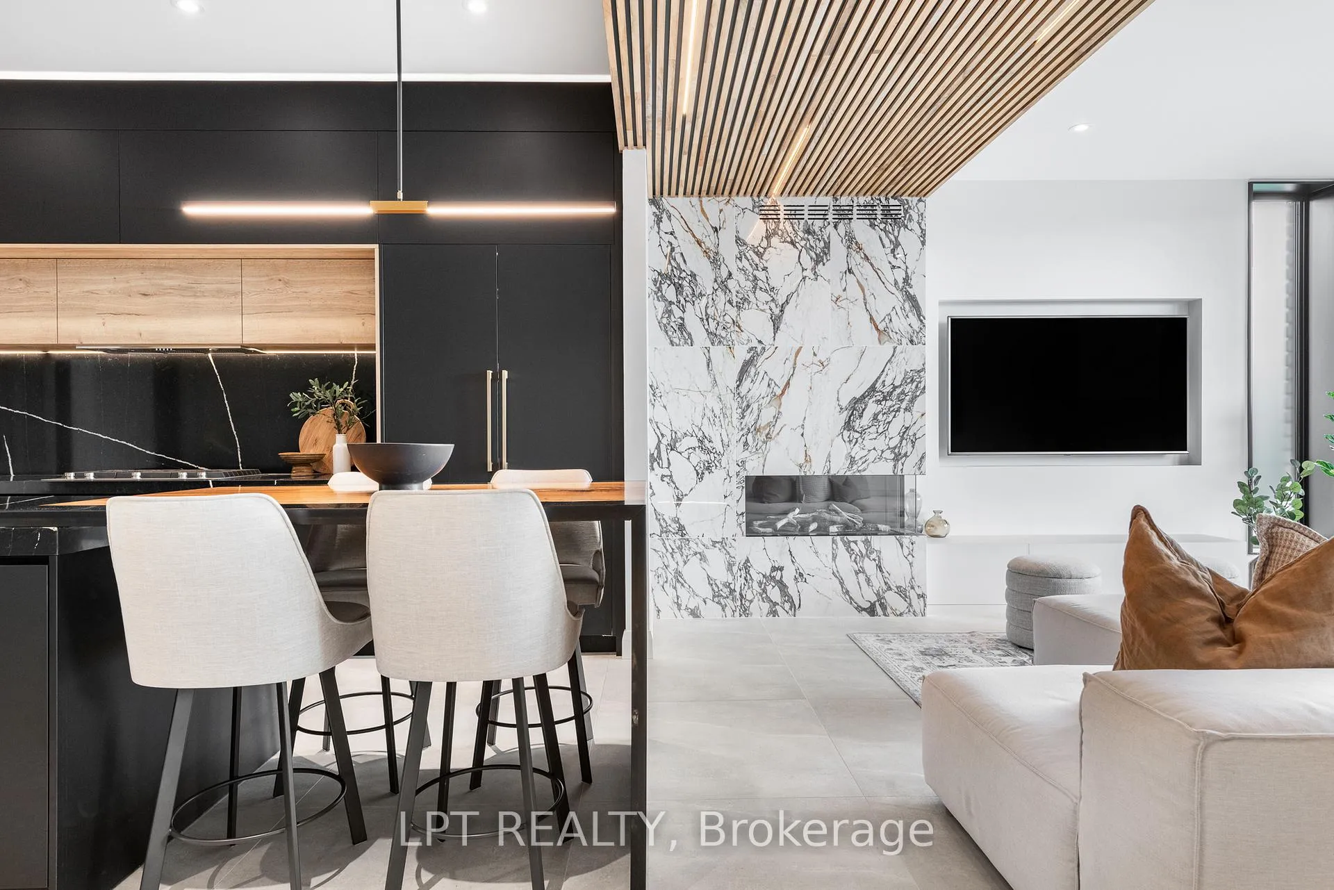 Photo 13 of 322 Perrier Avenue, Ottawa, Vanier — HOMEH