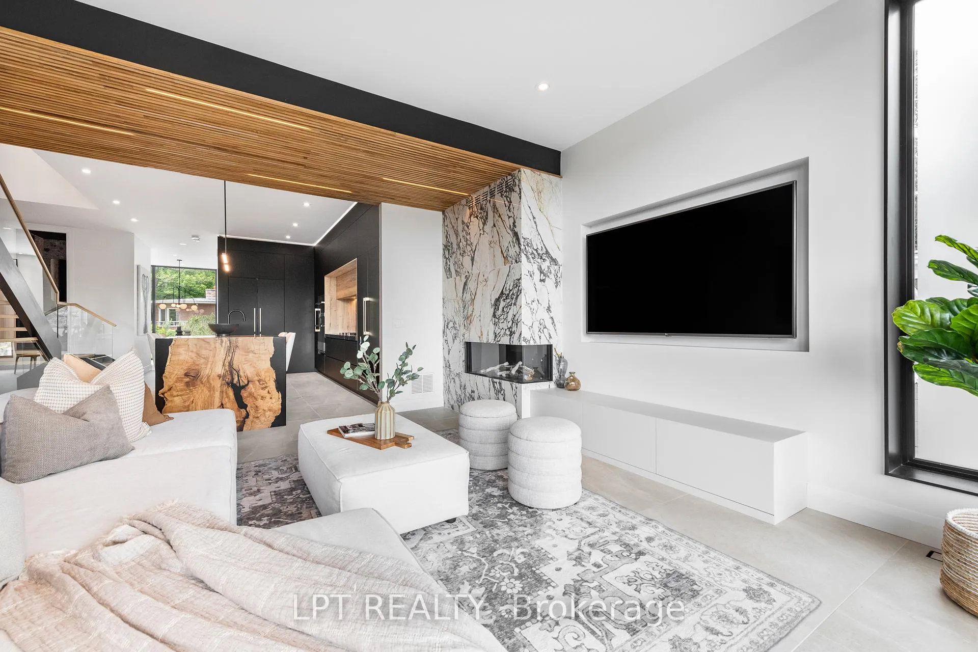 Photo 17 of 322 Perrier Avenue, Ottawa, Vanier — HOMEH