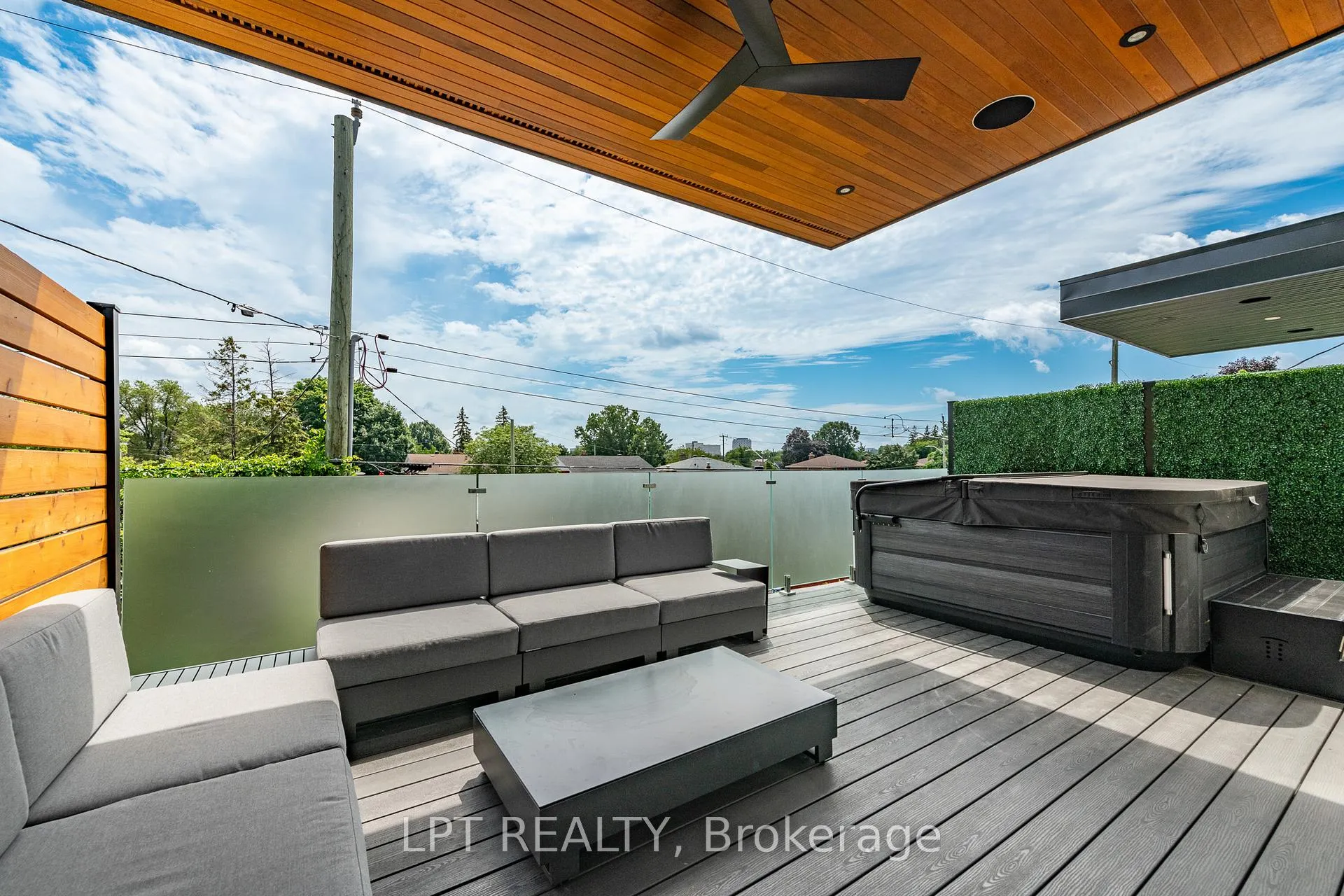 Photo 21 of 322 Perrier Avenue, Ottawa, Vanier — HOMEH