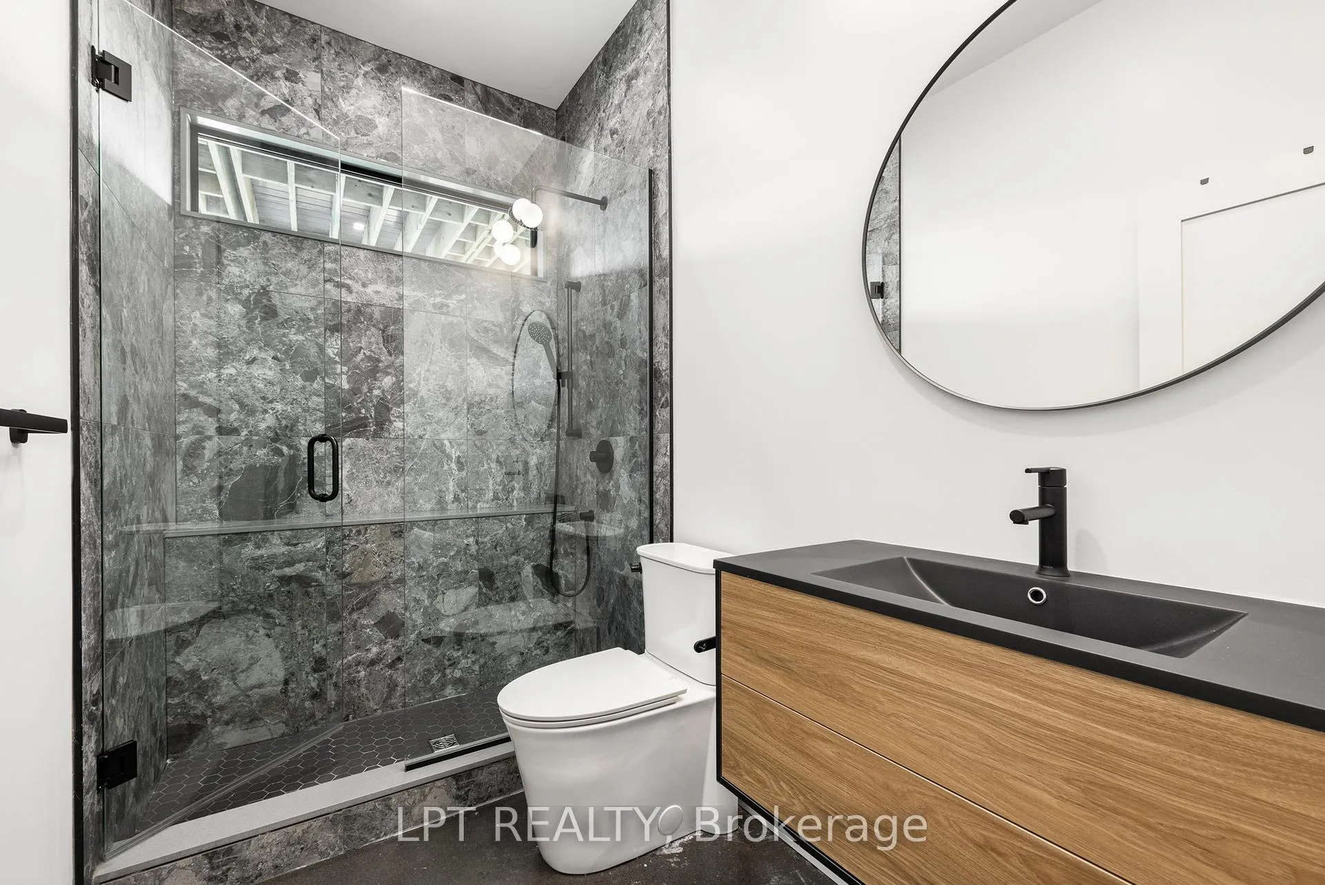 Photo 42 of 322 Perrier Avenue, Ottawa, Vanier — HOMEH