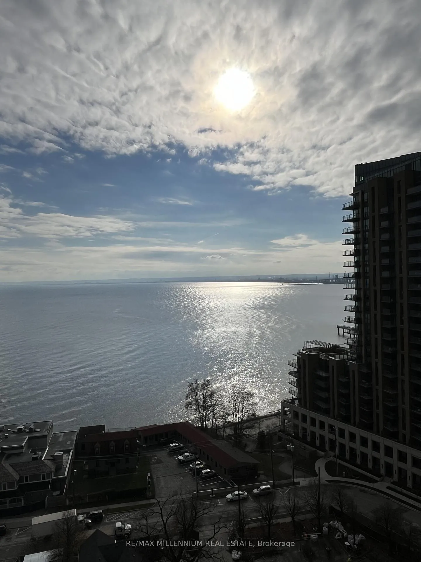 Photo 1 of Unit 1608, 370 Martha Street, Burlington, Brant — HOMEH