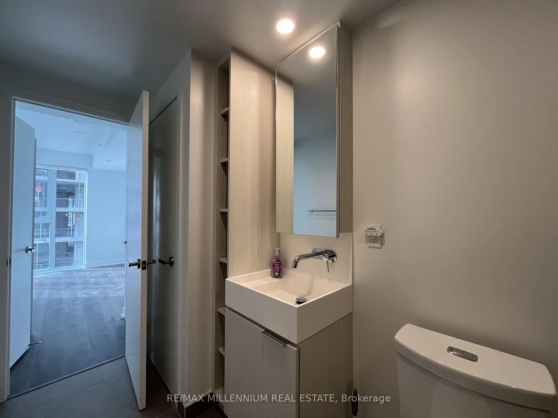 Photo 20 of Unit 1608, 370 Martha Street, Burlington, Brant — HOMEH