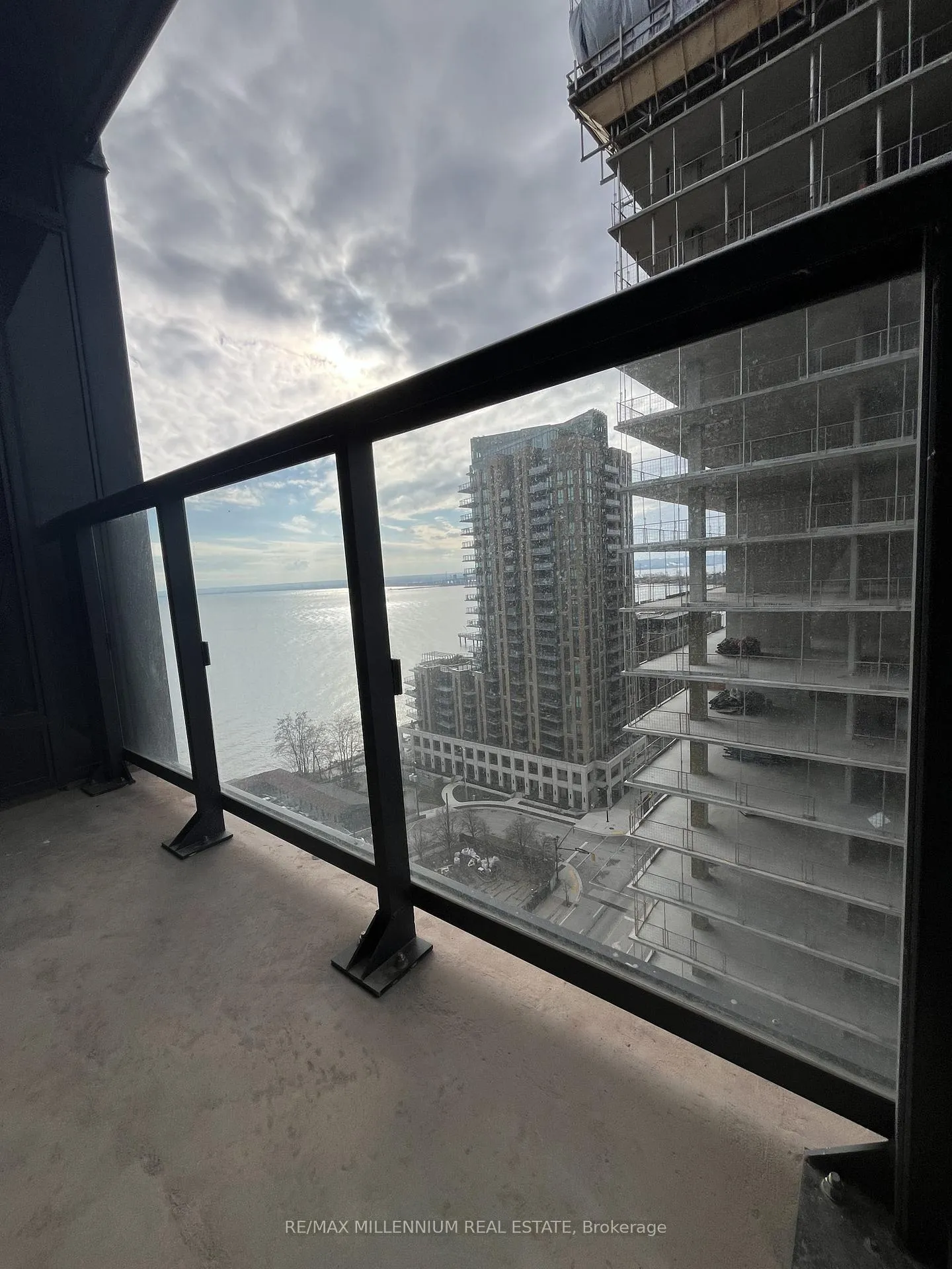 Photo 38 of Unit 1608, 370 Martha Street, Burlington, Brant — HOMEH