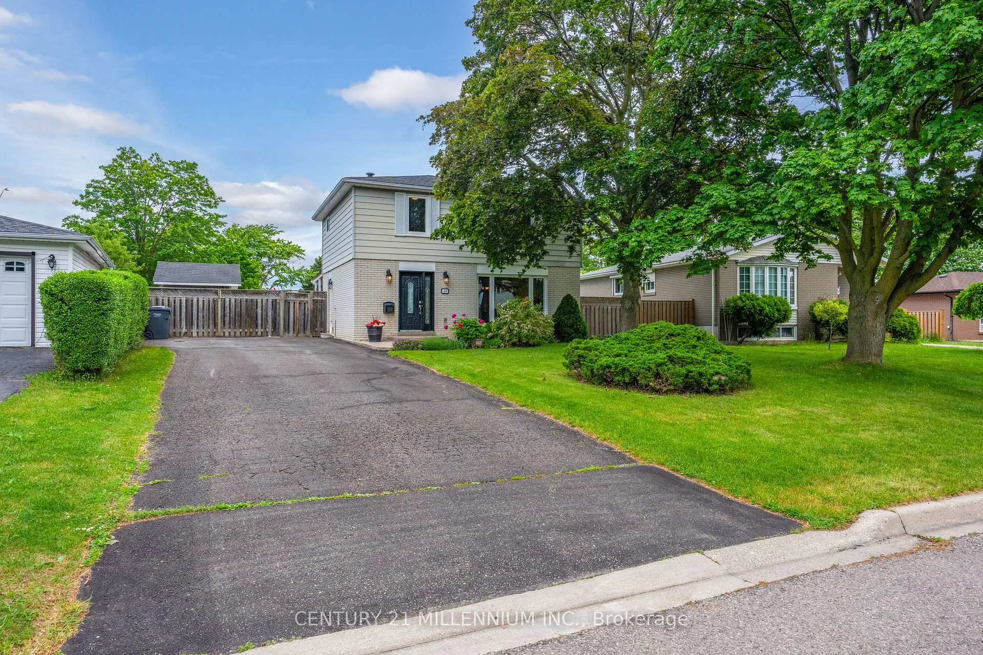 Front of 46 Dunblaine Crescent