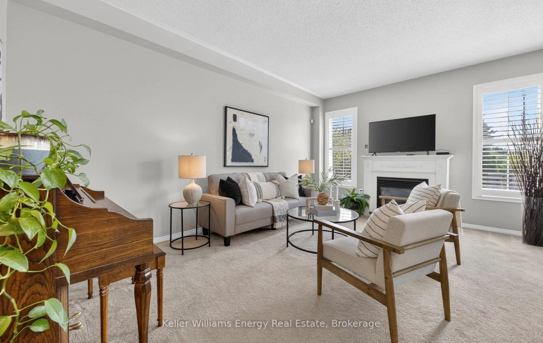 Photo 12 of 105 Woodbine Place, Oshawa, Windfields — HOMEH
