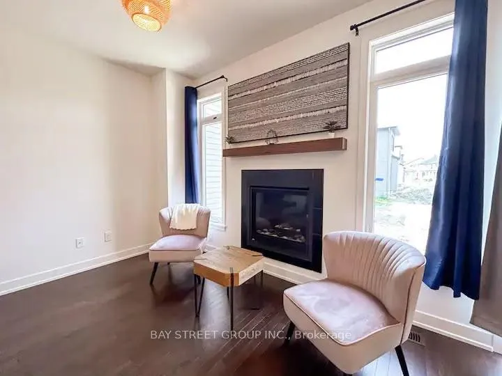 Photo 2 of Unit Master Bedroom, 262 Monticello Avenue, Ottawa, Kanata - Emerald Meadows/Trailwest — HOMEH