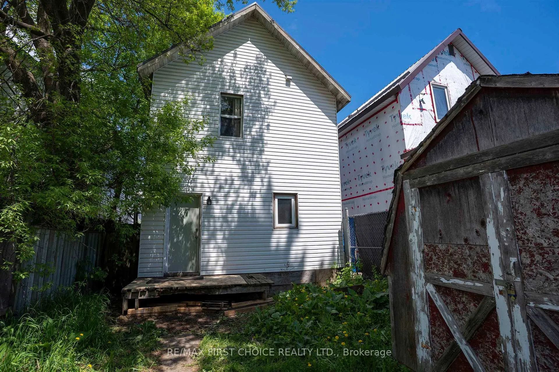 Photo 21 of 318 Ogden Street, Thunder Bay, East End — HOMEH