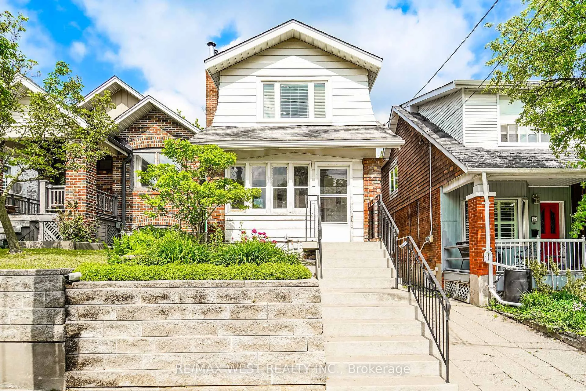 Photo 1 of 31 Woodmount Avenue, Toronto, Danforth — HOMEH