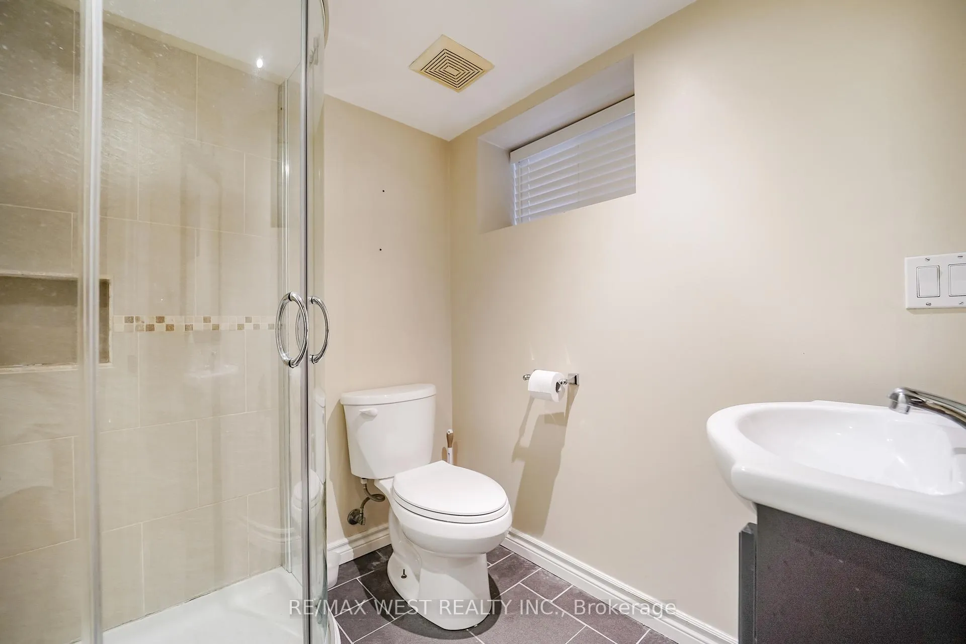 Photo 9 of 31 Woodmount Avenue, Toronto, Danforth — HOMEH