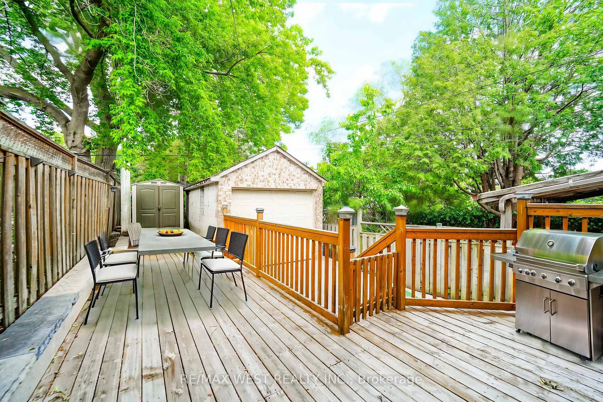 Photo 10 of 31 Woodmount Avenue, Toronto, Danforth — HOMEH
