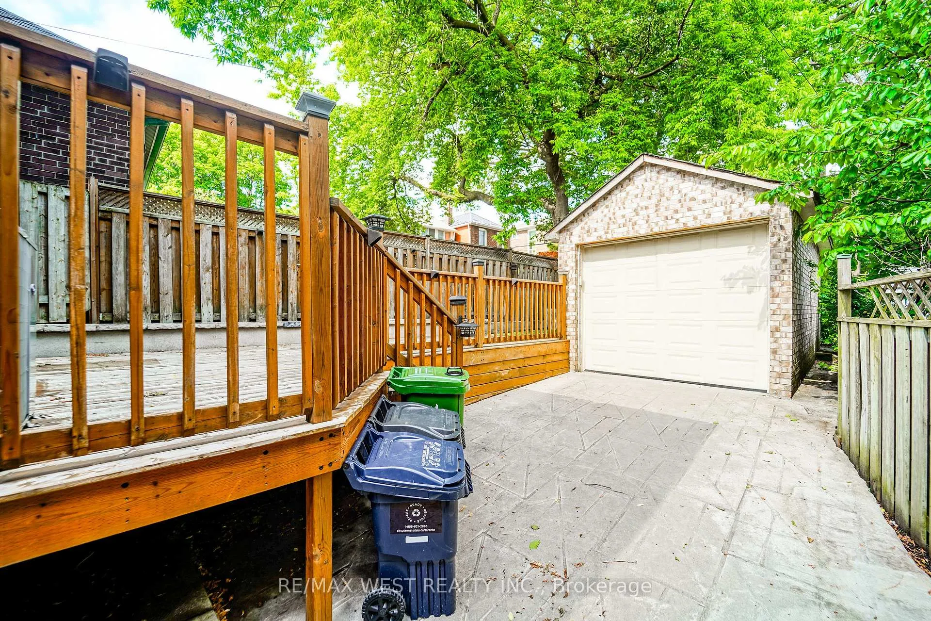 Photo 11 of 31 Woodmount Avenue, Toronto, Danforth — HOMEH