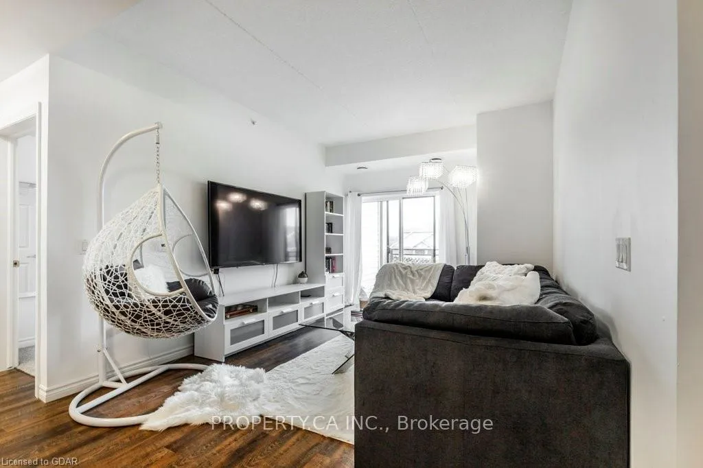 Photo 9 of Unit 110, 7 Kay Crescent, Guelph, Pineridge/Westminster Woods — HOMEH