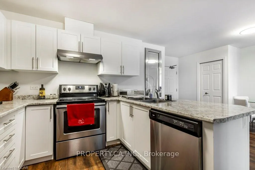 Photo 14 of Unit 110, 7 Kay Crescent, Guelph, Pineridge/Westminster Woods — HOMEH