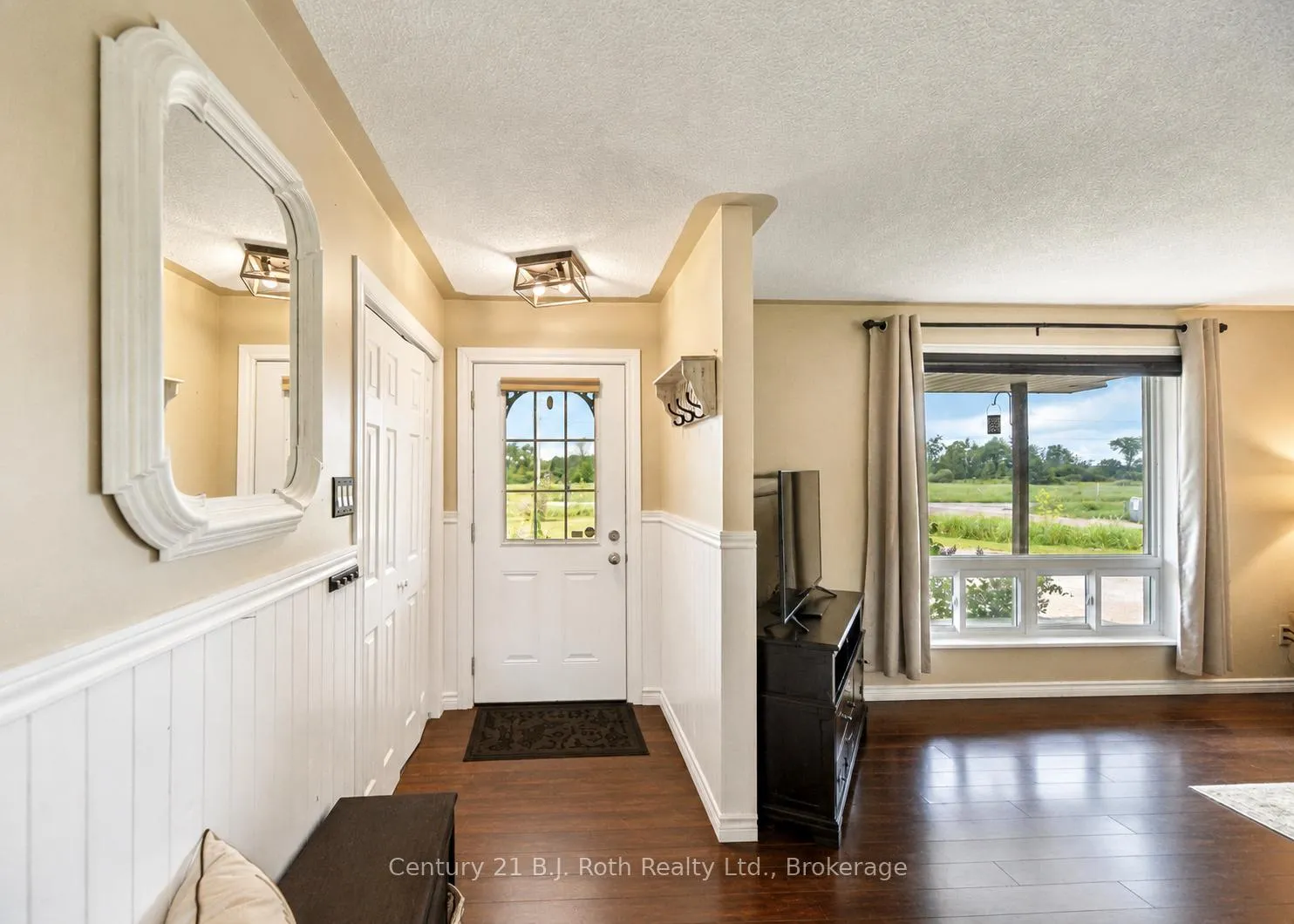 Photo 6 of 2183 Brennan Line, Severn, Rural Severn — HOMEH