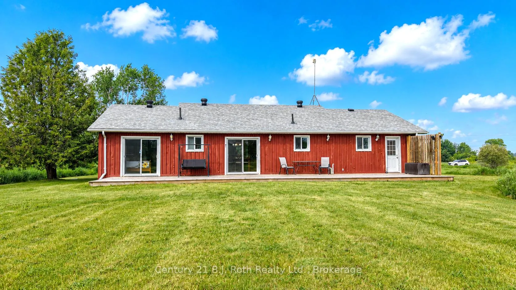 Photo 35 of 2183 Brennan Line, Severn, Rural Severn — HOMEH