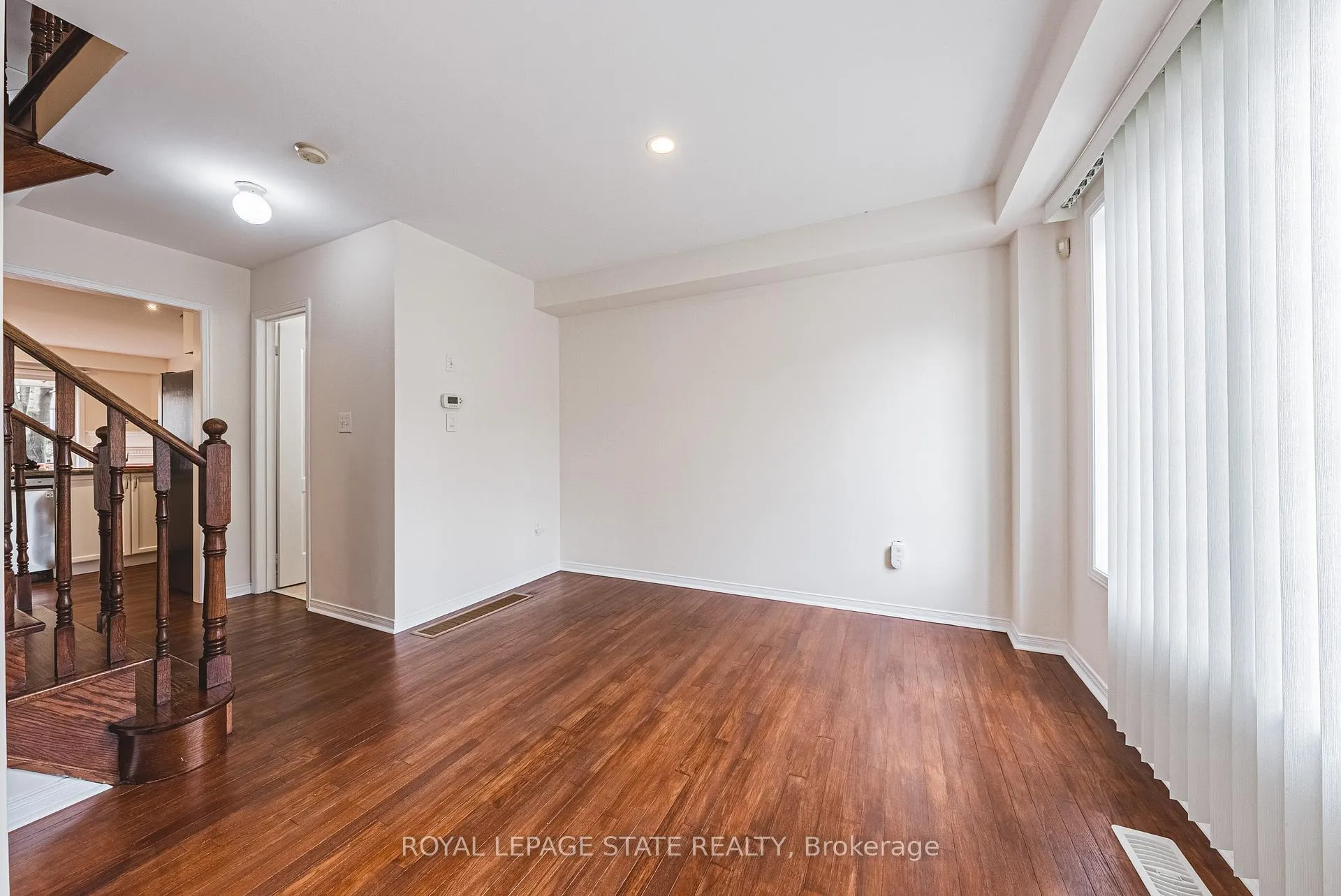 Photo 3 of 2412 Curtis Road, Burlington, Orchard — HOMEH