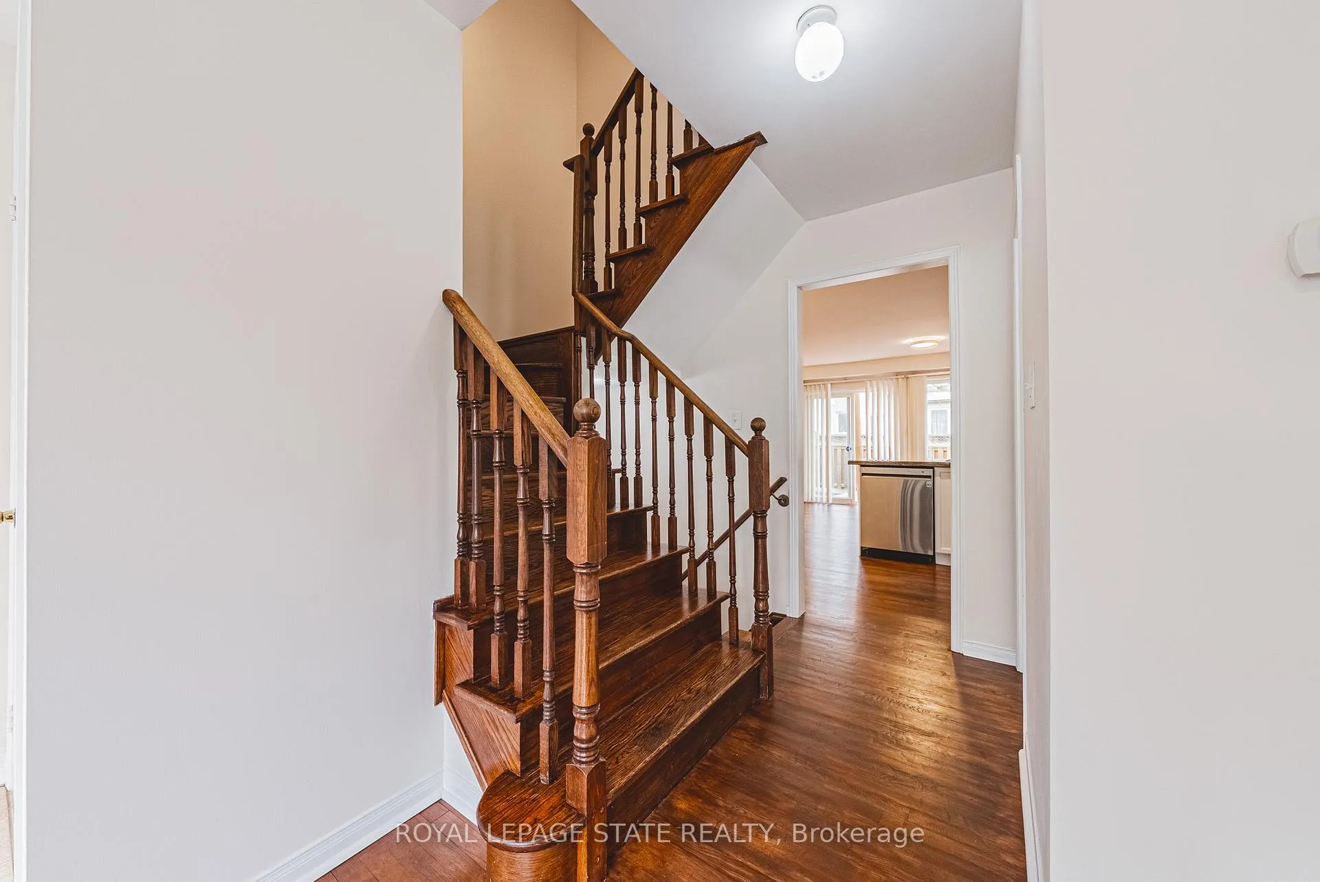 Photo 5 of 2412 Curtis Road, Burlington, Orchard — HOMEH