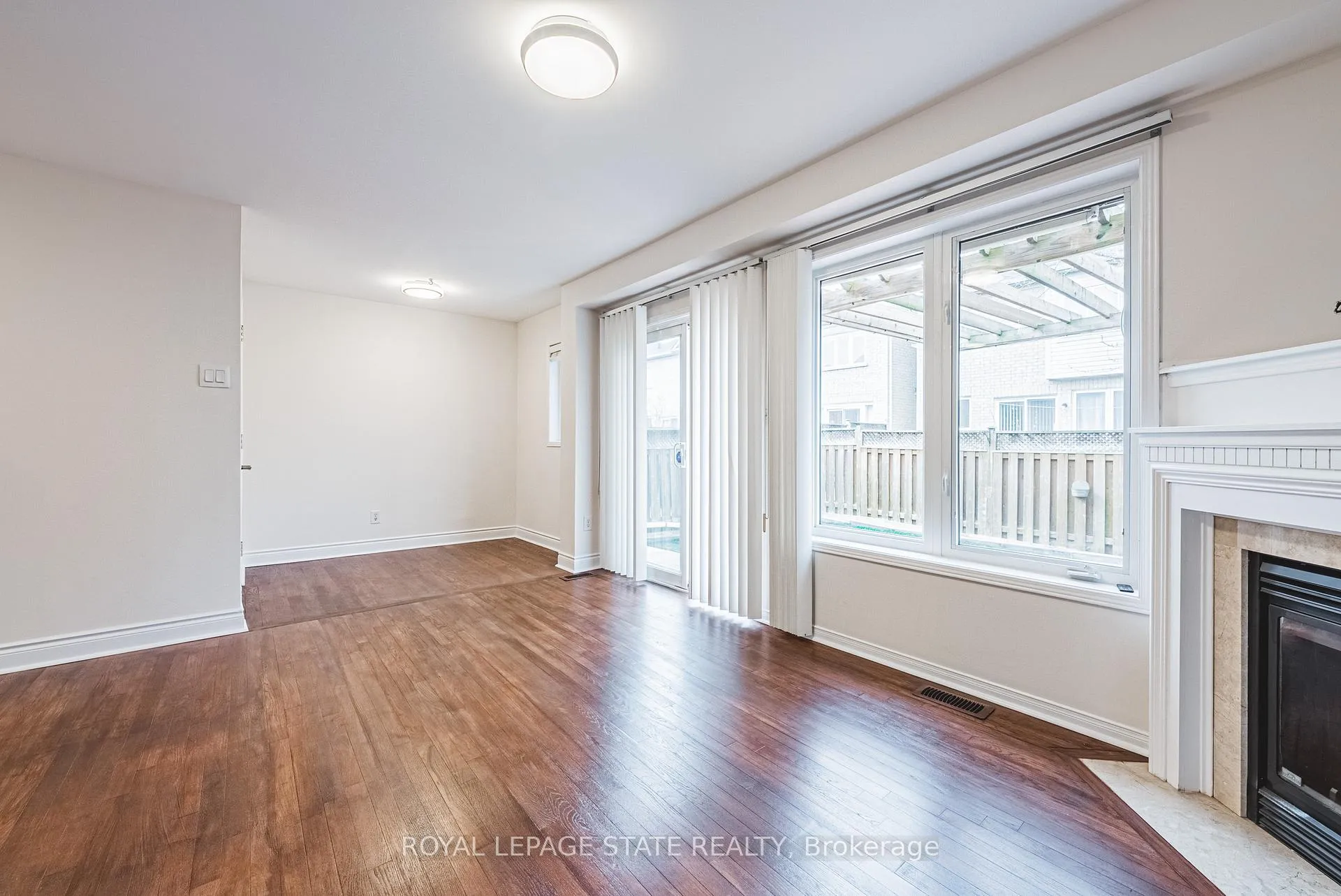 Photo 10 of 2412 Curtis Road, Burlington, Orchard — HOMEH