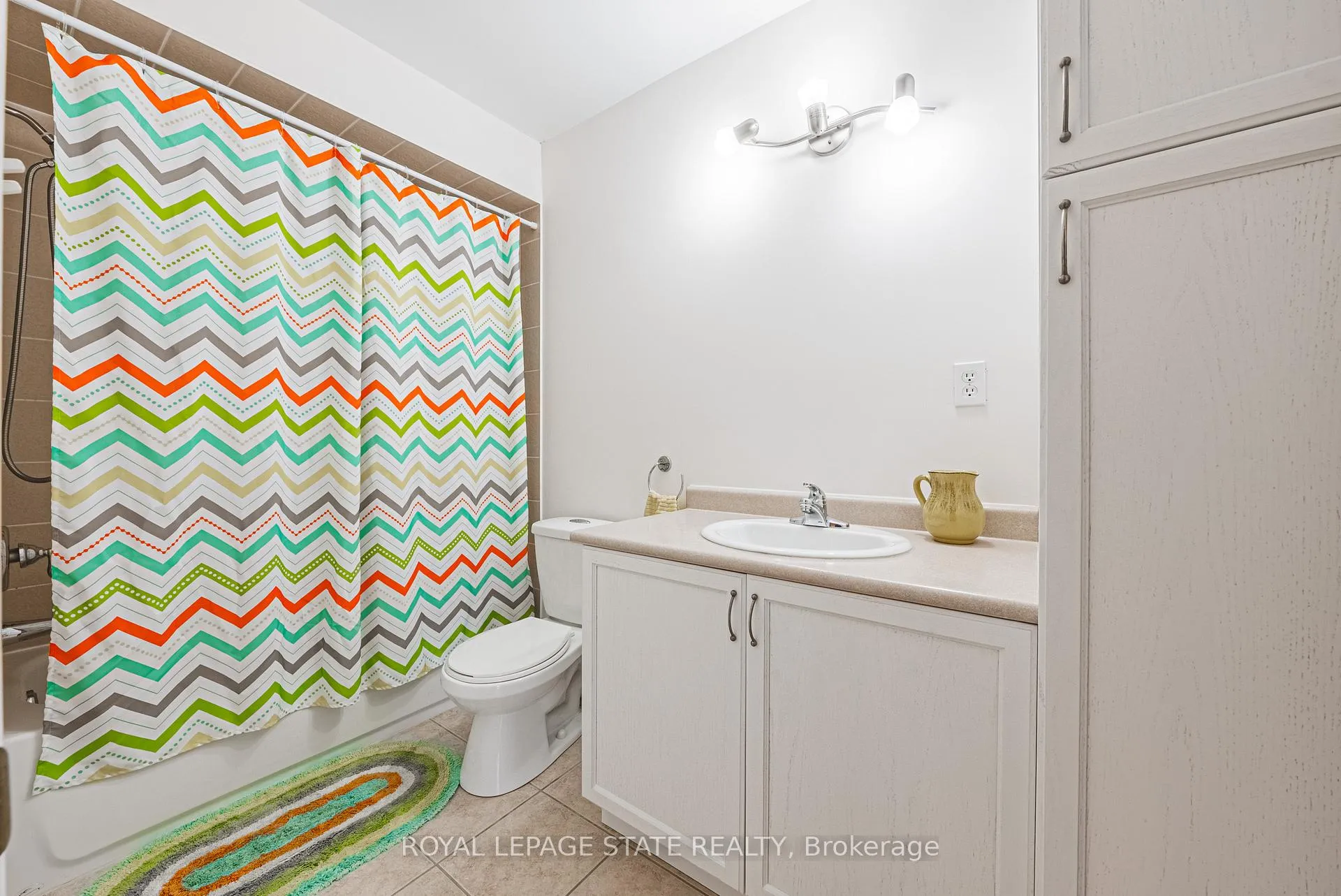 Photo 15 of 2412 Curtis Road, Burlington, Orchard — HOMEH
