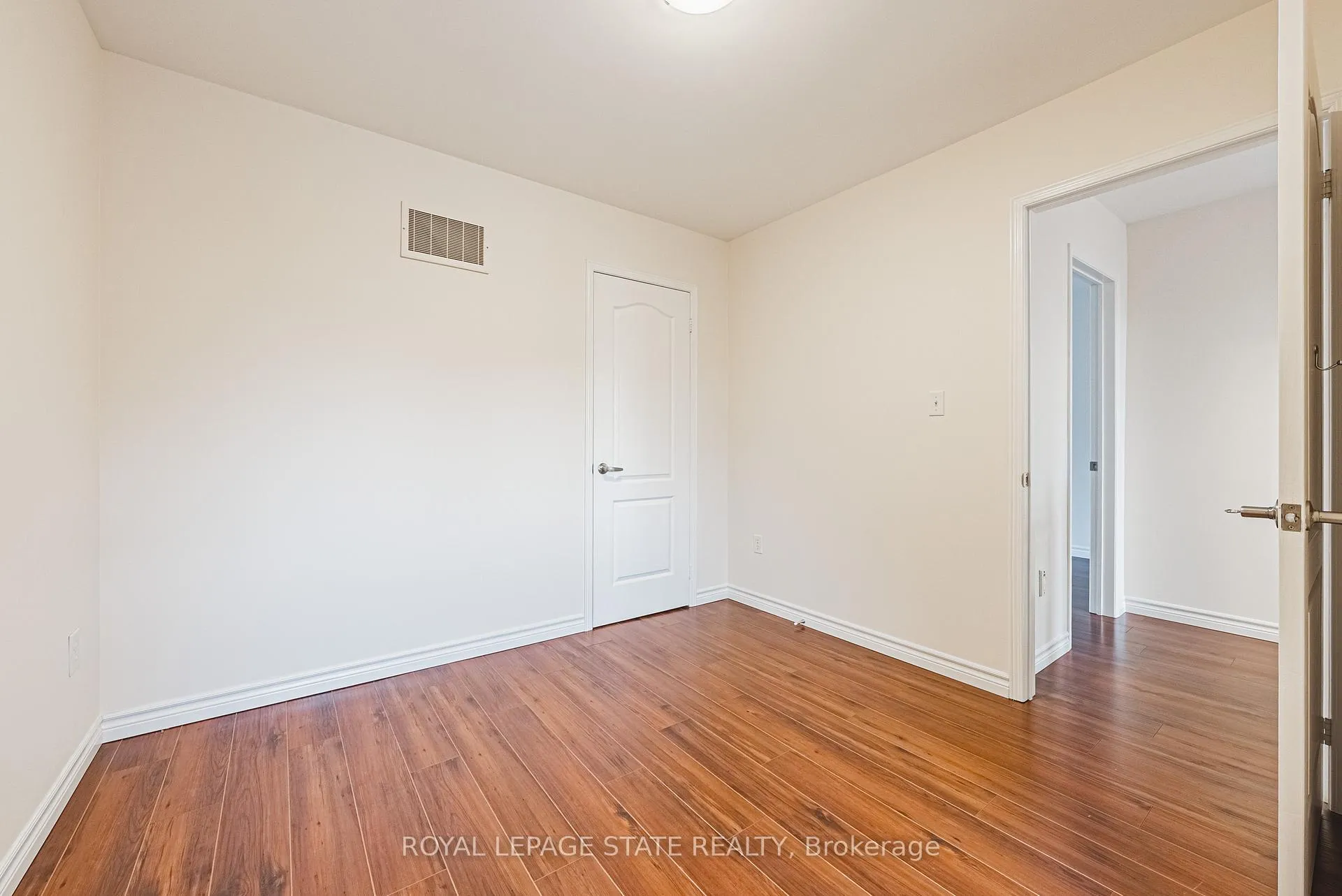 Photo 21 of 2412 Curtis Road, Burlington, Orchard — HOMEH
