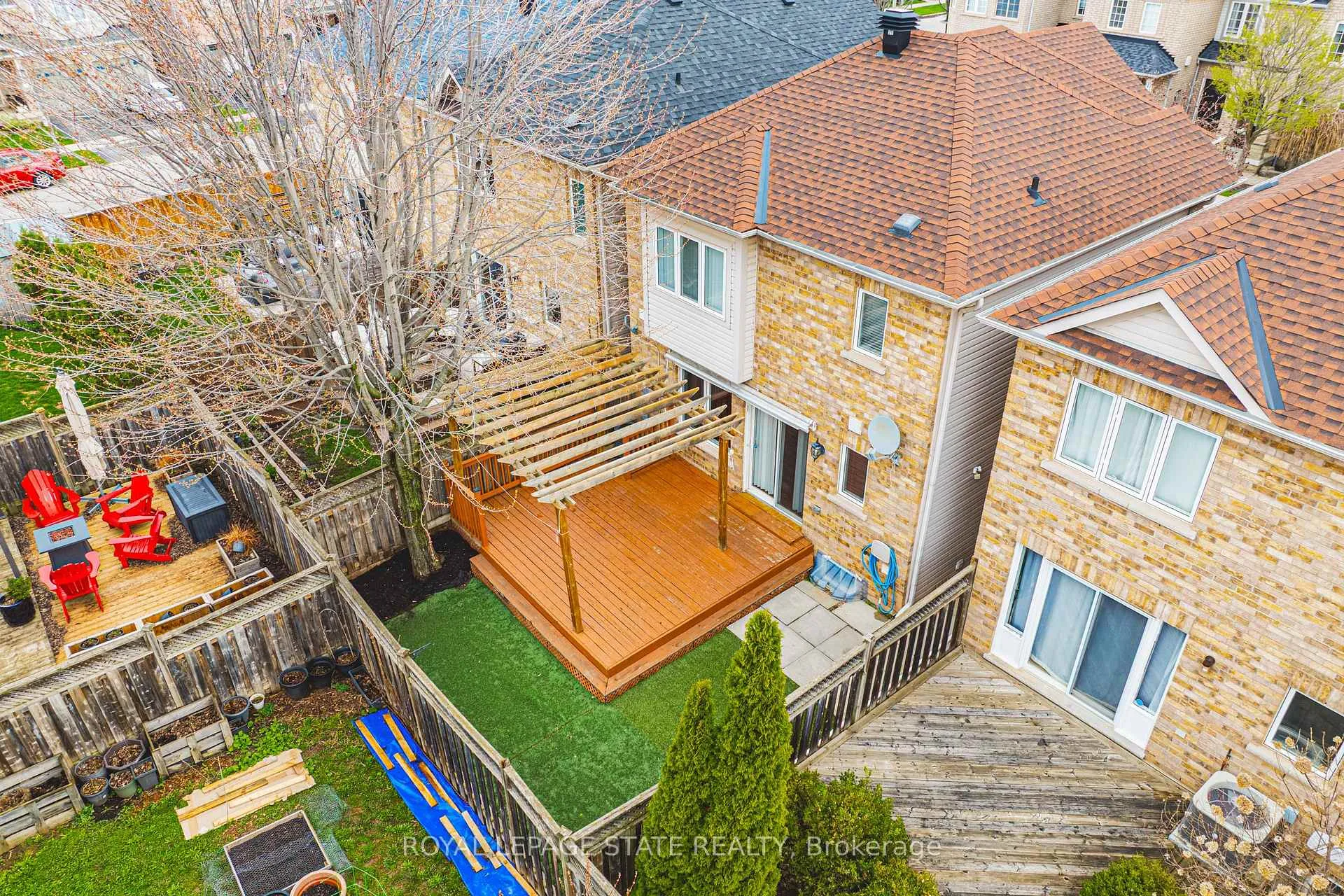 Photo 32 of 2412 Curtis Road, Burlington, Orchard — HOMEH