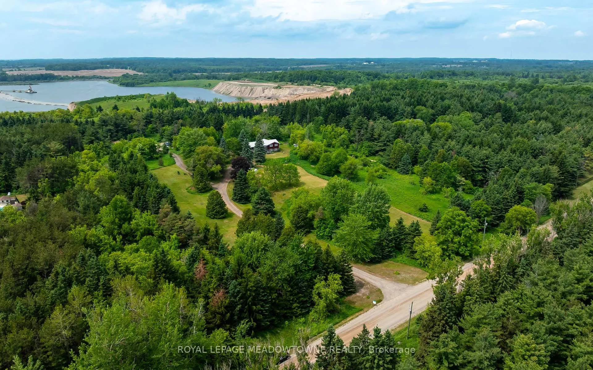 Photo 3 of 3574 Escarpment Side Road, Caledon, Rural Caledon — HOMEH