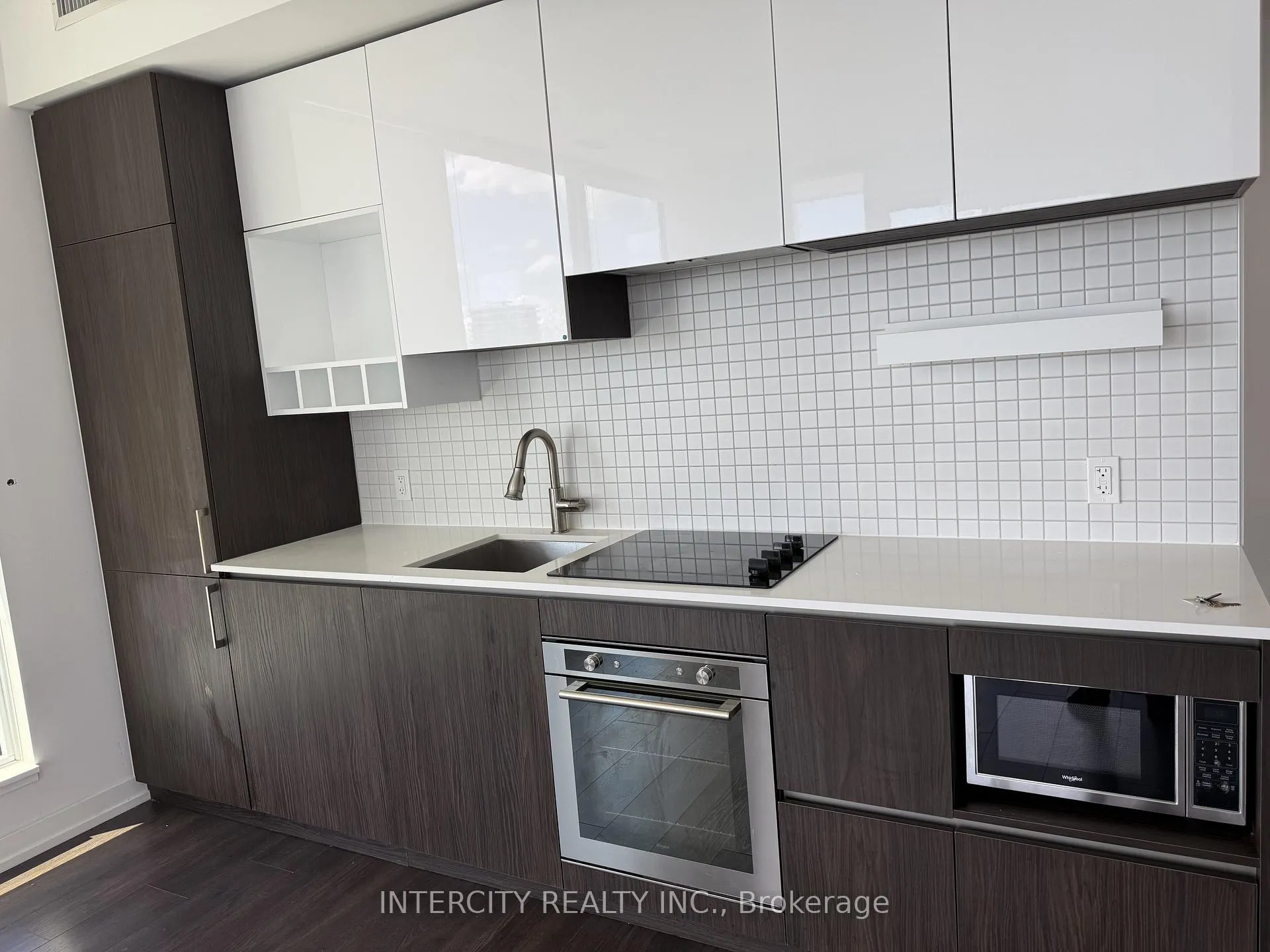 Photo 4 of Unit 5509, 5 Buttermill Avenue, Vaughan, Vaughan Corporate Centre — HOMEH