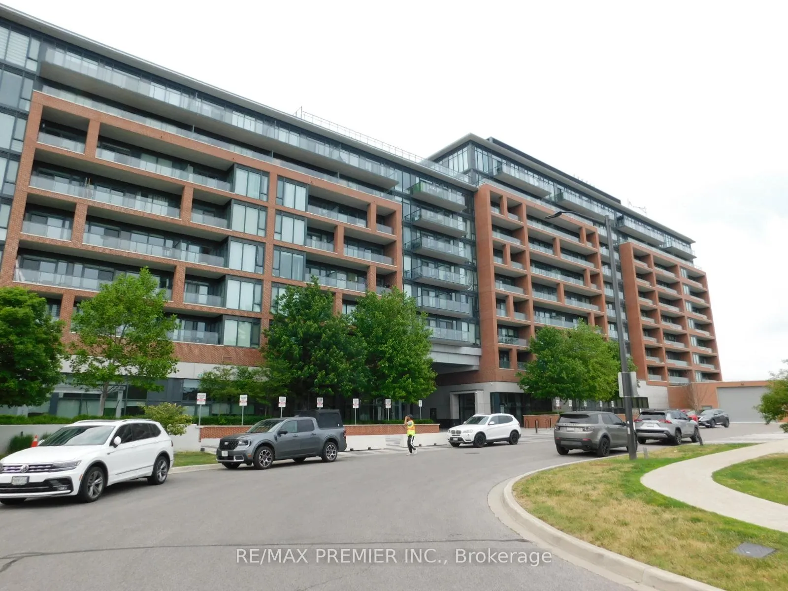 Photo 1 of Unit 312, 99 Eagle Rock Way, Vaughan, Rural Vaughan — HOMEH