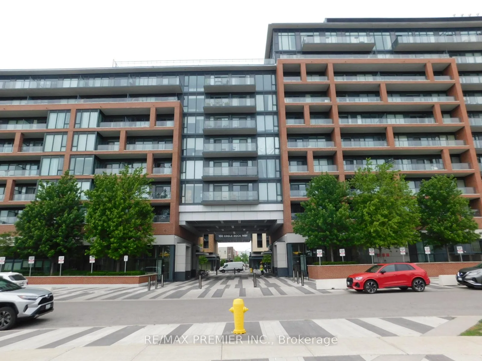 Photo 2 of Unit 312, 99 Eagle Rock Way, Vaughan, Rural Vaughan — HOMEH
