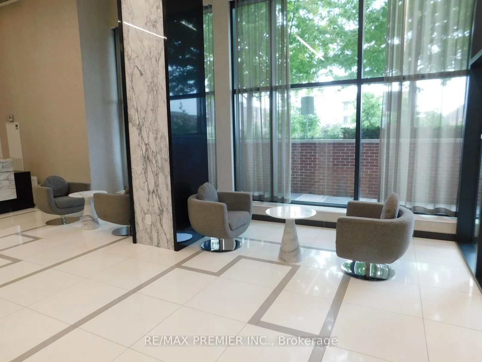 Photo 19 of Unit 312, 99 Eagle Rock Way, Vaughan, Rural Vaughan — HOMEH