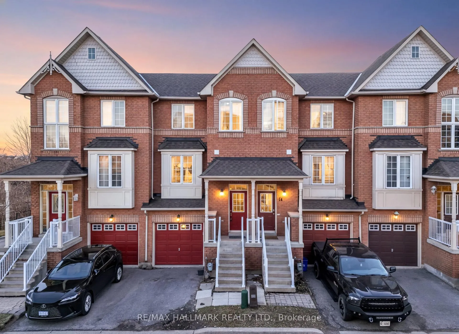 Photo 1 of 16 Boone Lane, Ajax, South East — HOMEH