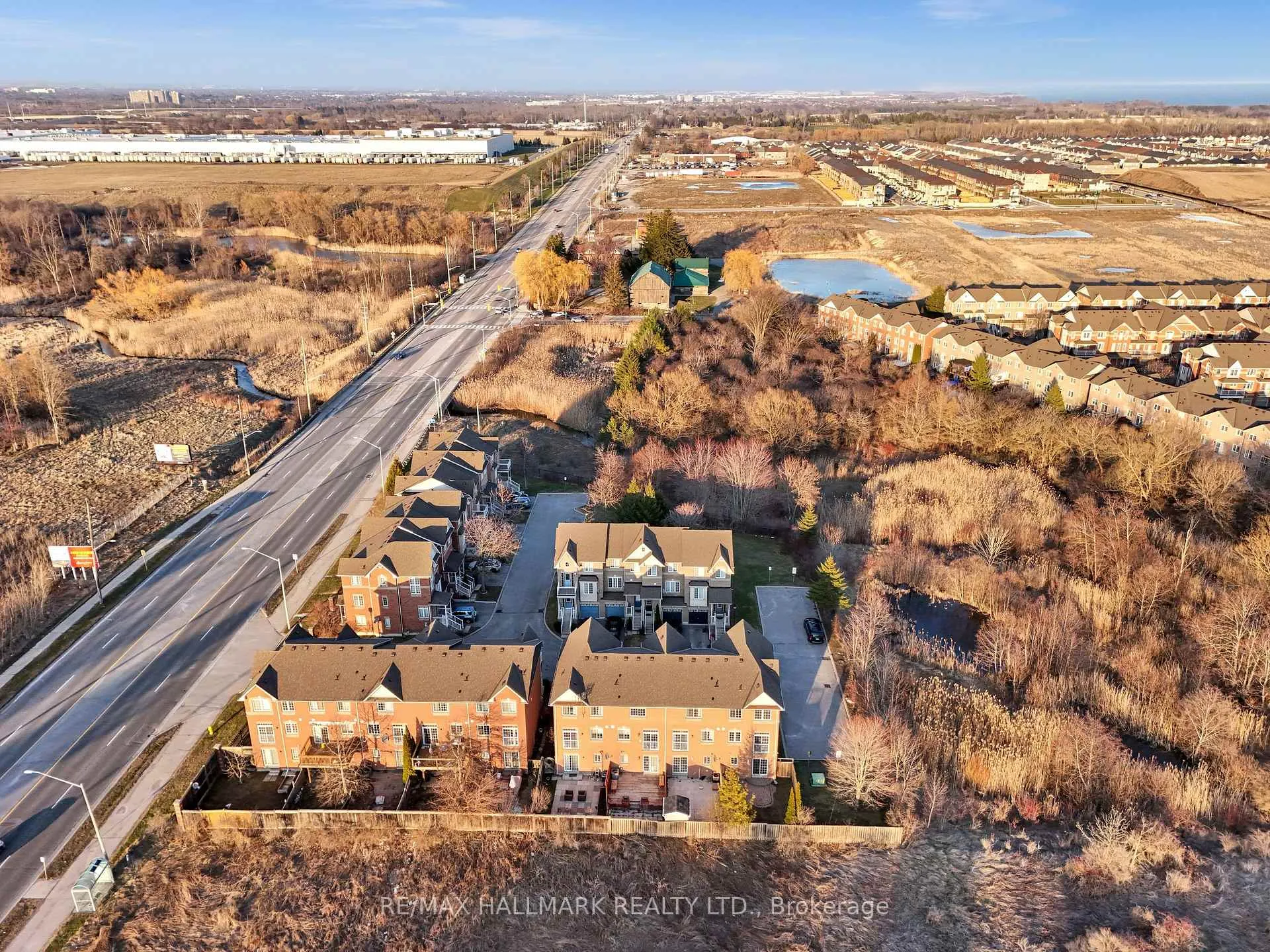 Photo 37 of 16 Boone Lane, Ajax, South East — HOMEH