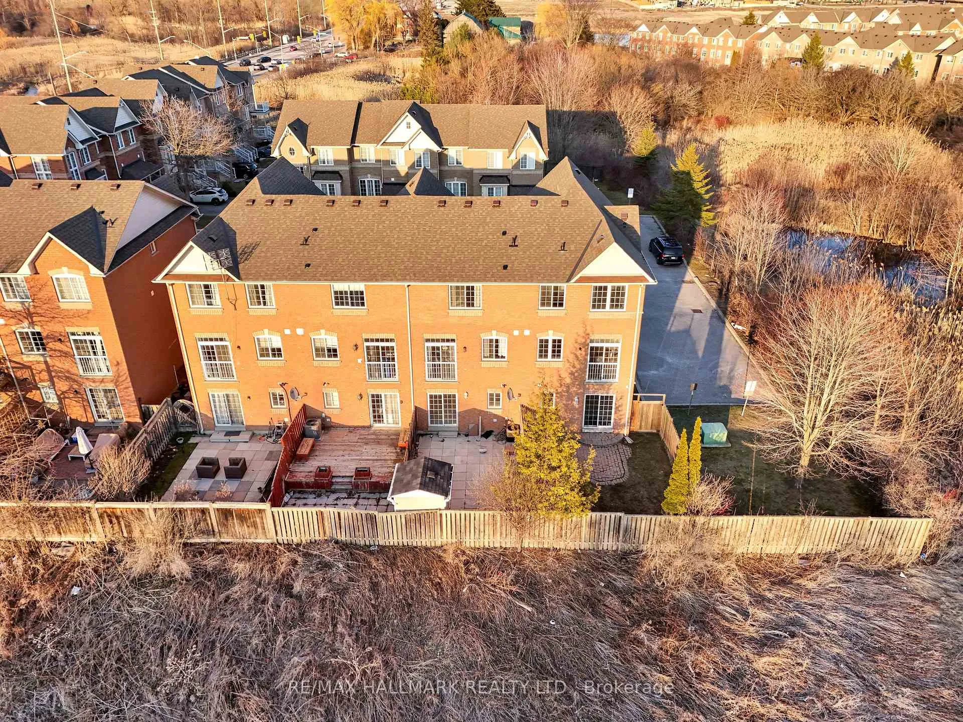 Photo 38 of 16 Boone Lane, Ajax, South East — HOMEH