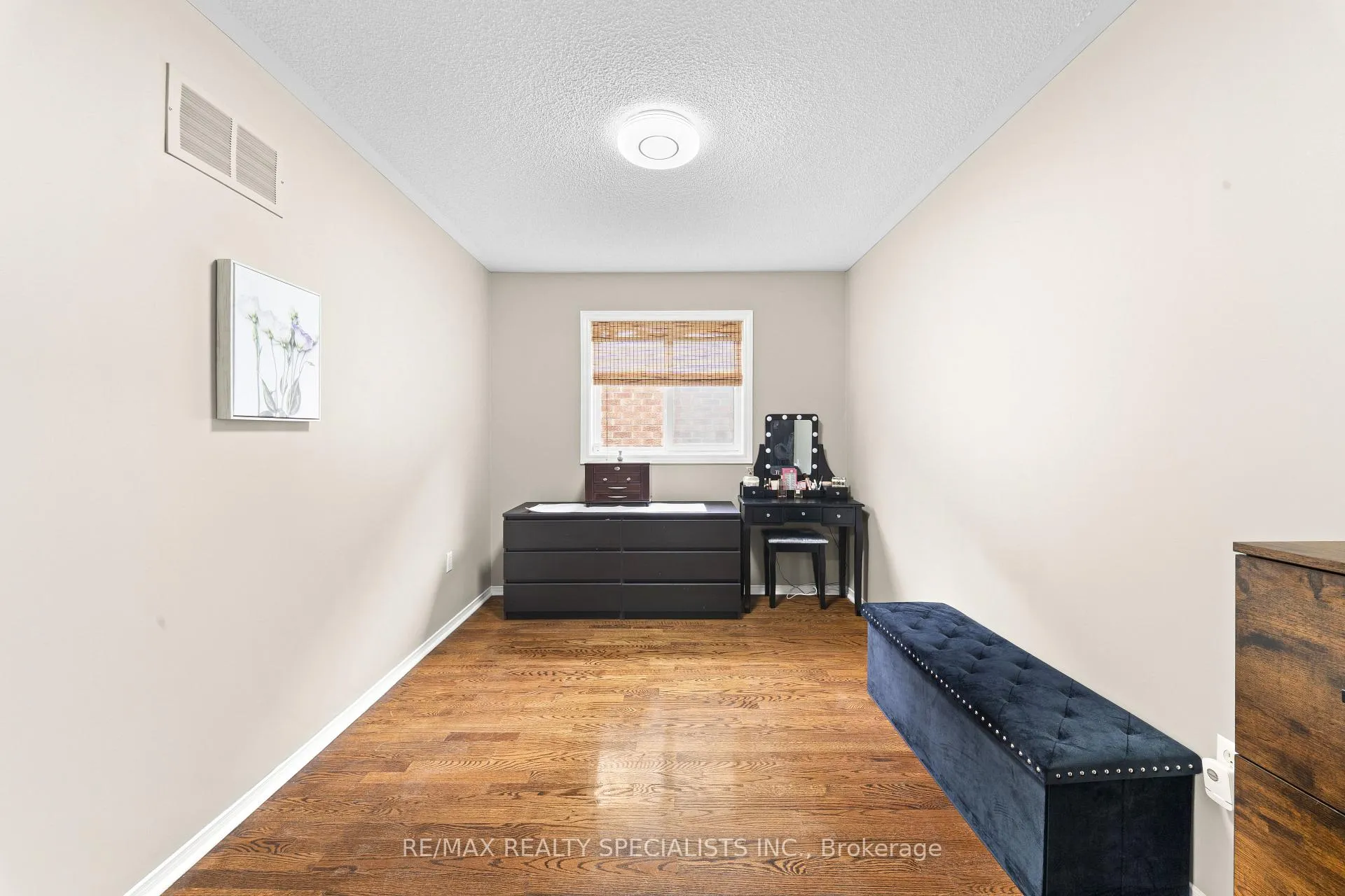 Photo 14 of 51 Forestgrove Circle, Brampton, Heart Lake East — HOMEH