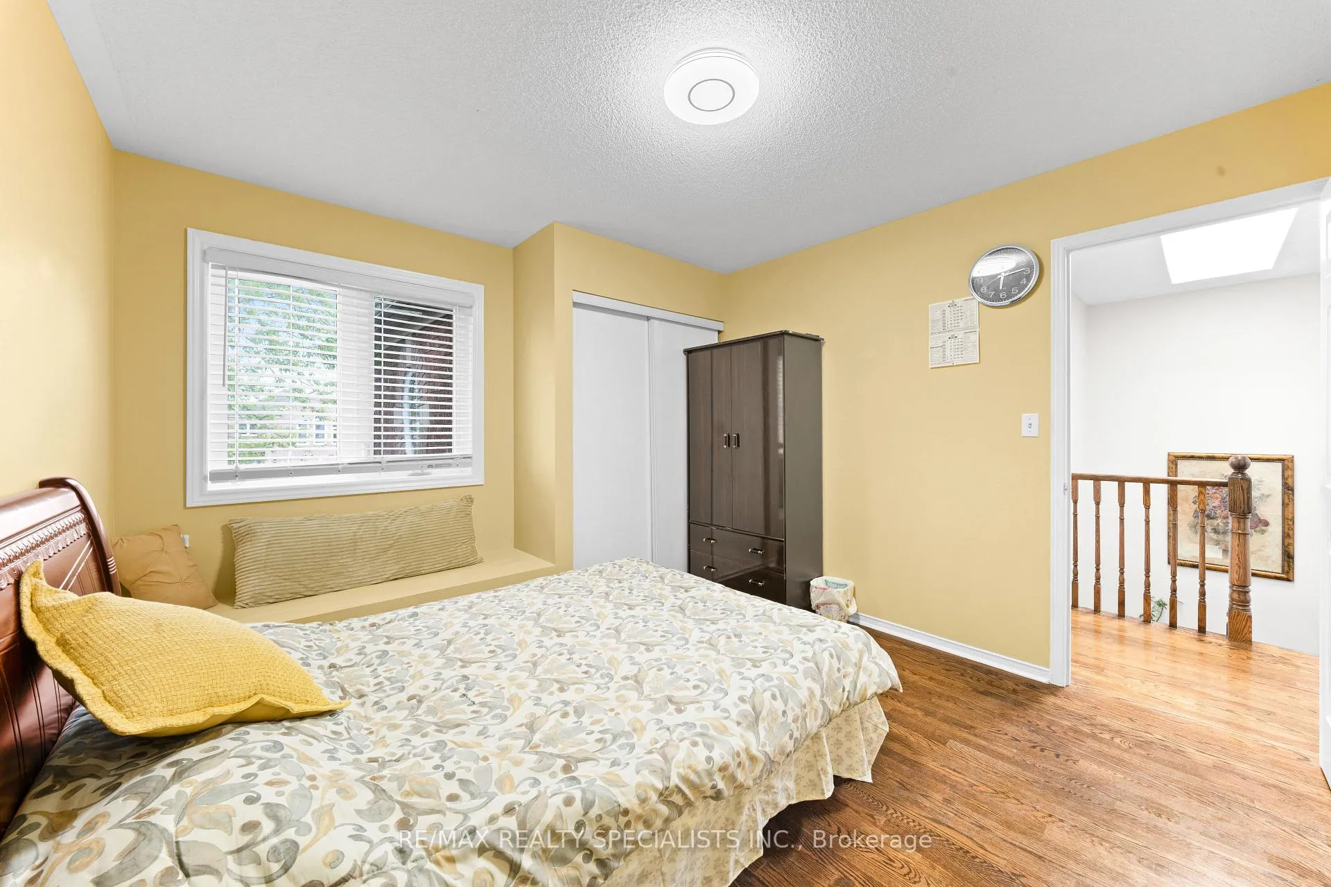 Photo 18 of 51 Forestgrove Circle, Brampton, Heart Lake East — HOMEH