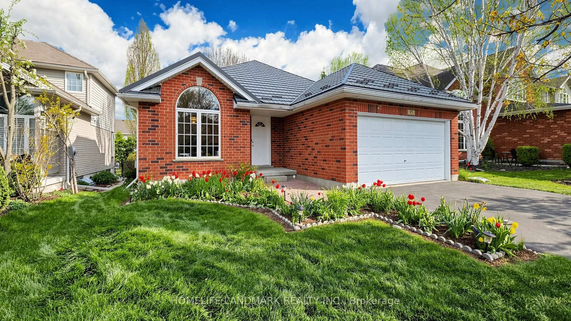 Photo 4 of 45 Pheasant Run Drive, Guelph, Kortright Hills — HOMEH