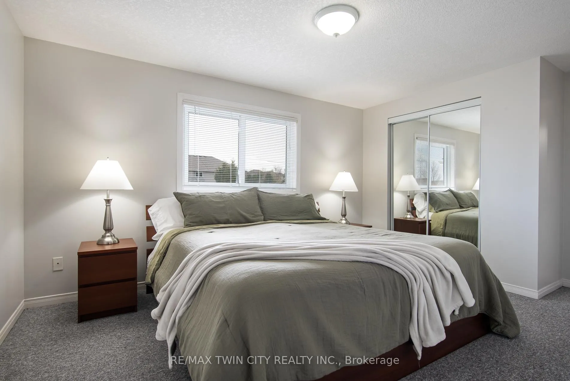 Photo 14 of 729 Brandenburg Boulevard, Waterloo, Clair Hills — HOMEH