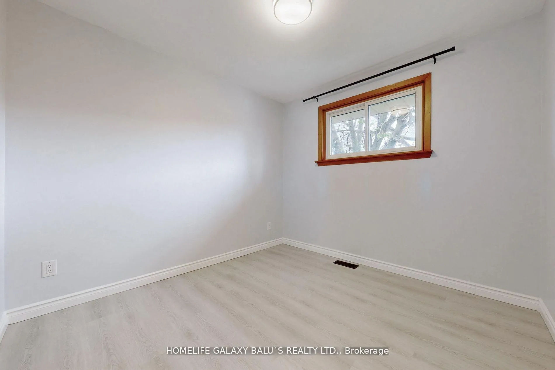 Photo 26 of Unit (Main), 331 Linden Street, Oshawa, Donevan — HOMEH