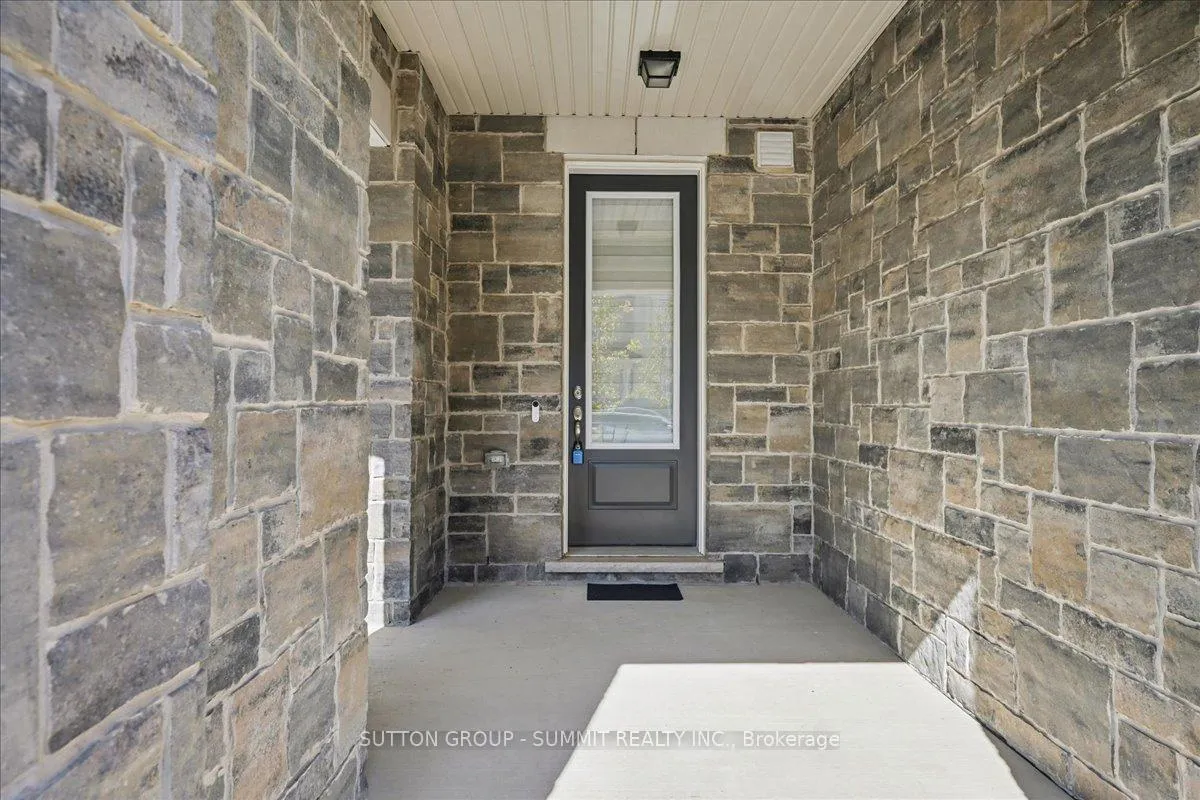 Photo 3 of 1569 Denison Place, Milton, Bowes — HOMEH