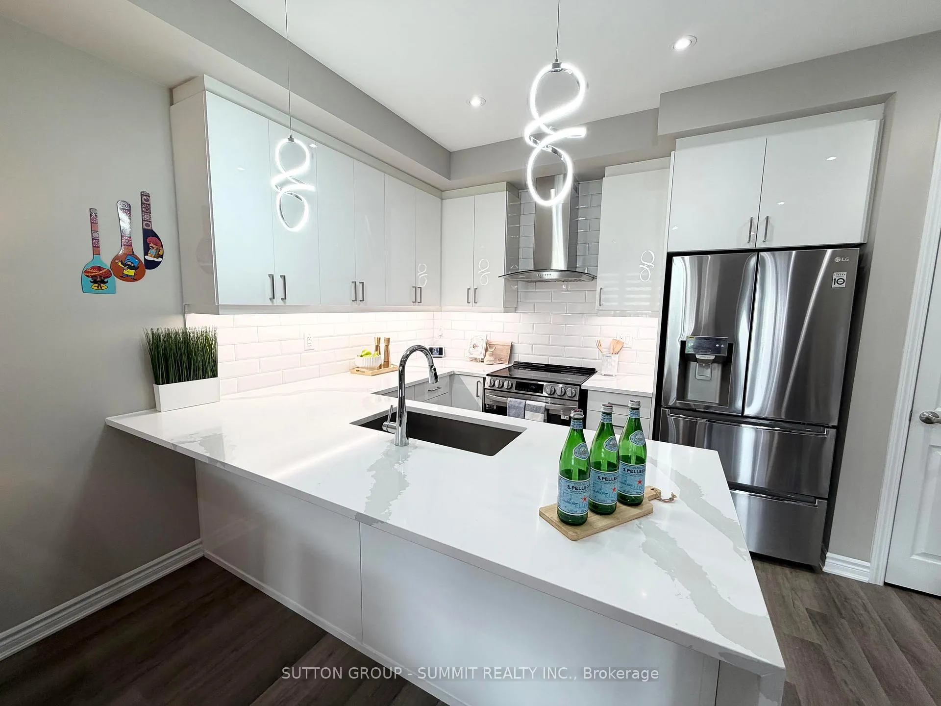 Photo 7 of 1569 Denison Place, Milton, Bowes — HOMEH