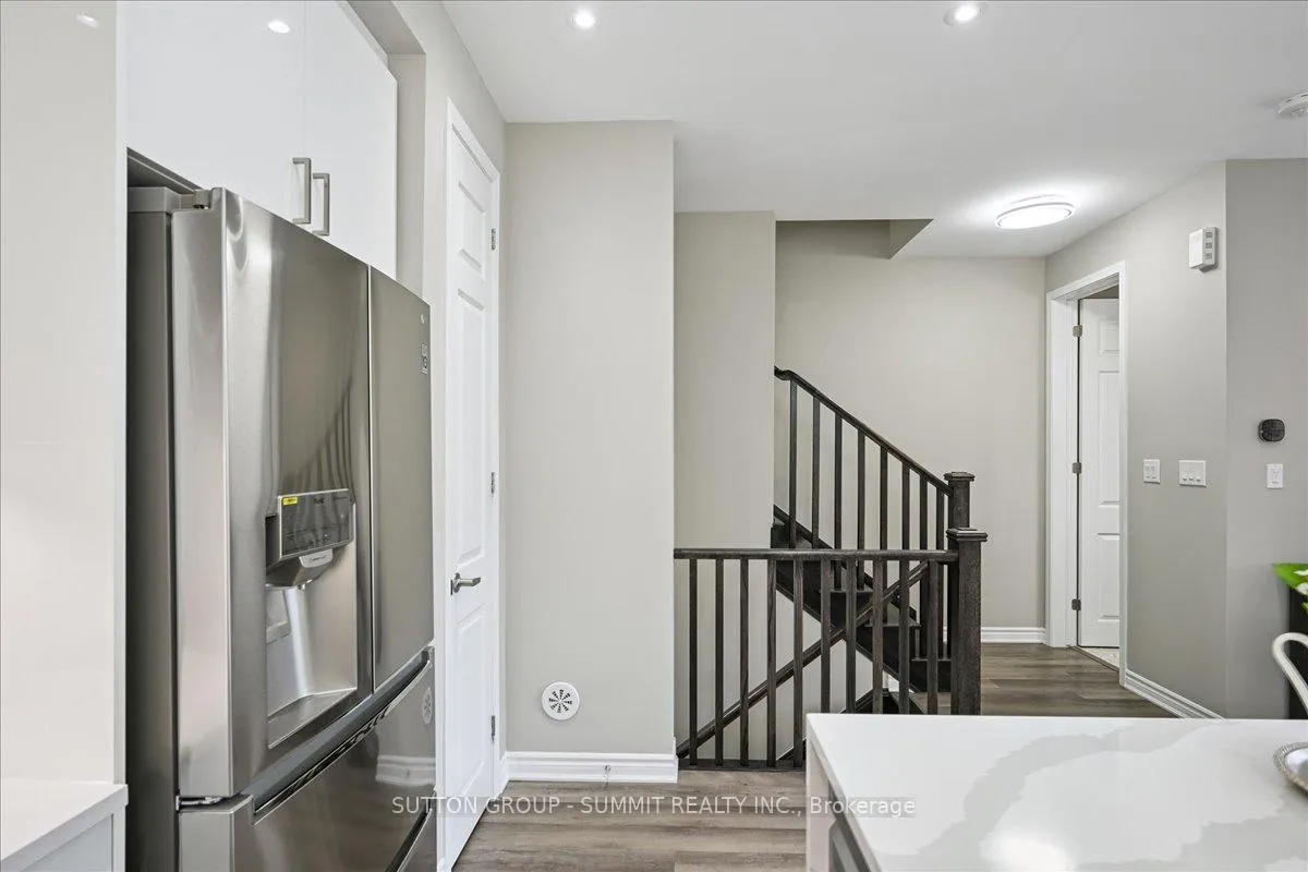 Photo 12 of 1569 Denison Place, Milton, Bowes — HOMEH