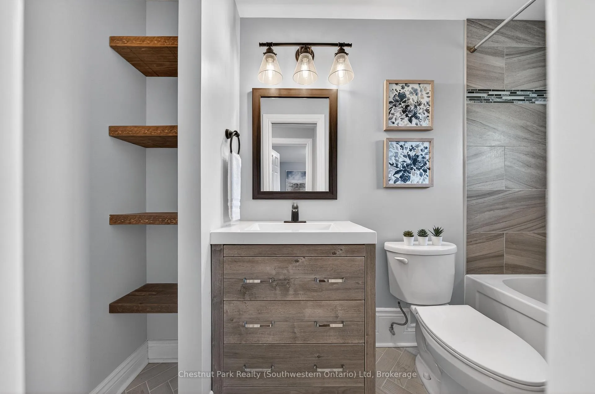 Photo 5 of 170 Willow Road, Guelph, Junction/Onward Willow — HOMEH