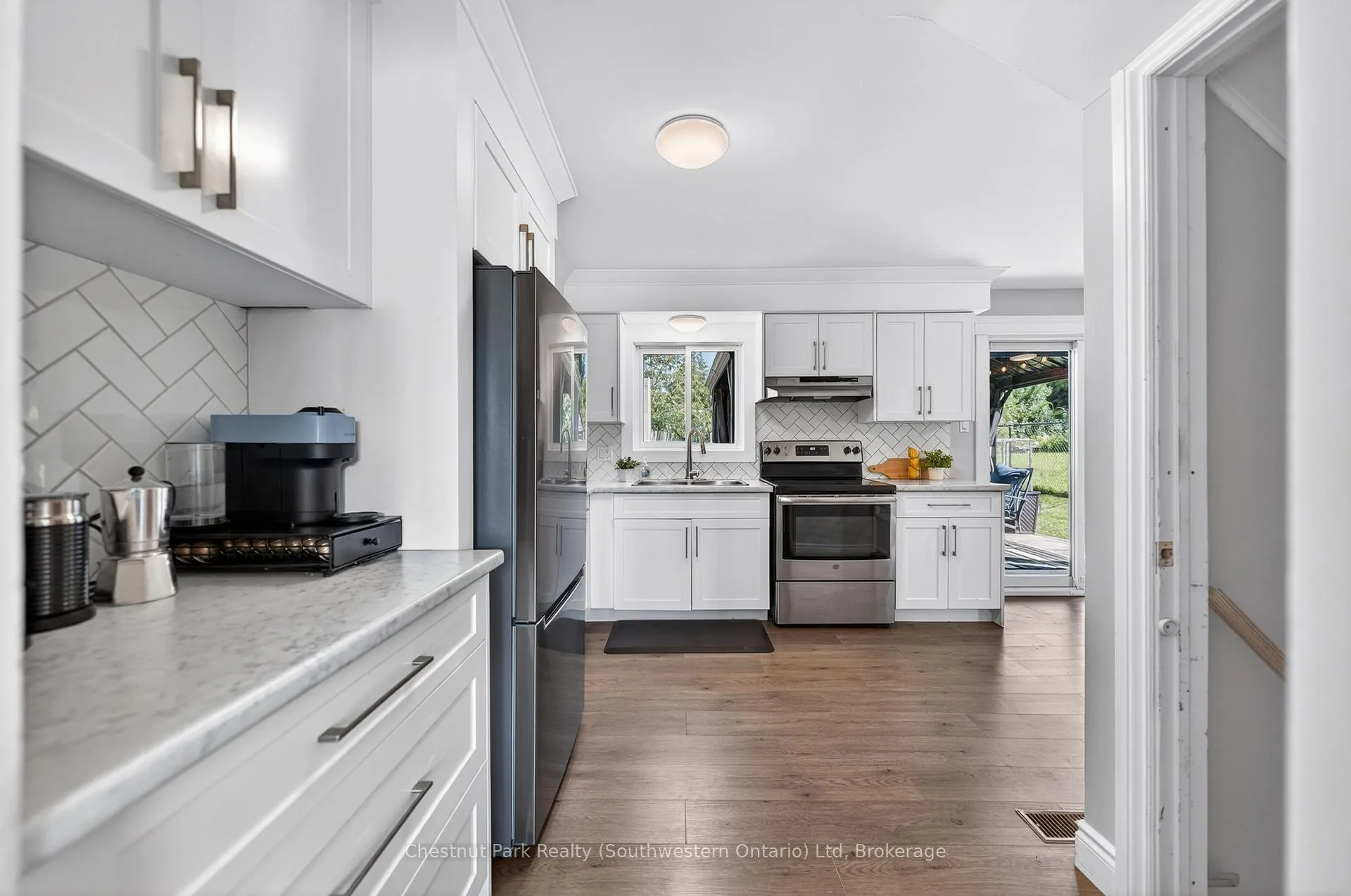 Photo 11 of 170 Willow Road, Guelph, Junction/Onward Willow — HOMEH