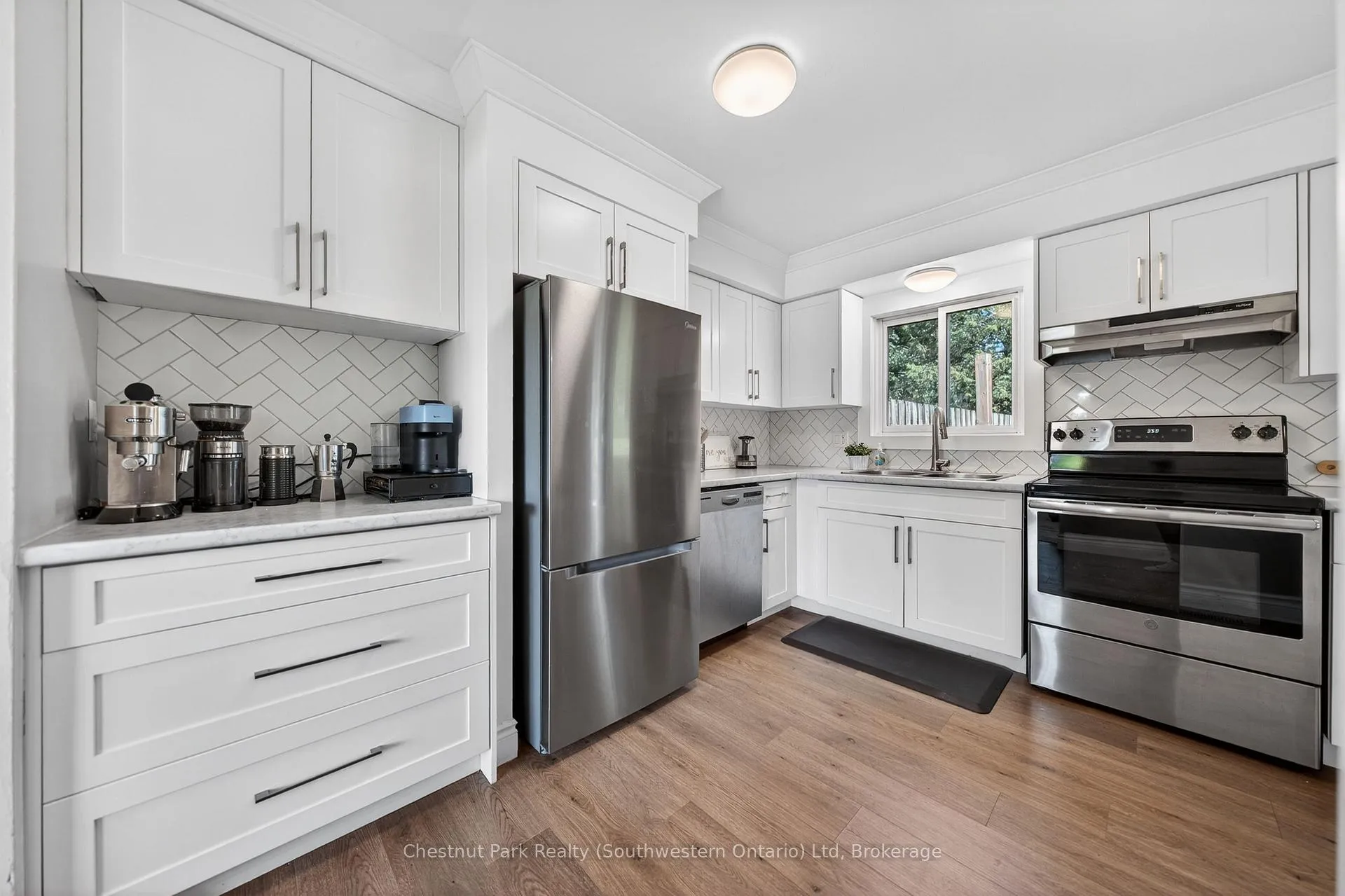 Photo 12 of 170 Willow Road, Guelph, Junction/Onward Willow — HOMEH