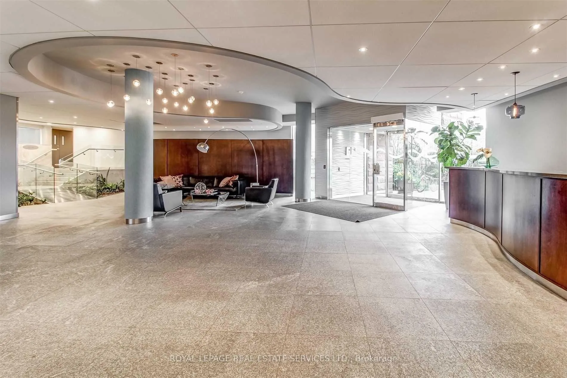 Photo 7 of Unit 709, 550 Queens Quay, Toronto, Waterfront Communities — HOMEH