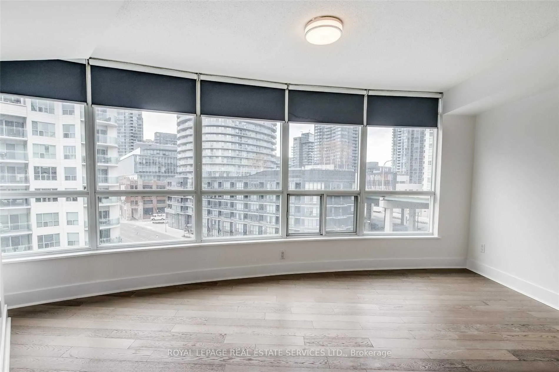 Photo 17 of Unit 709, 550 Queens Quay, Toronto, Waterfront Communities — HOMEH