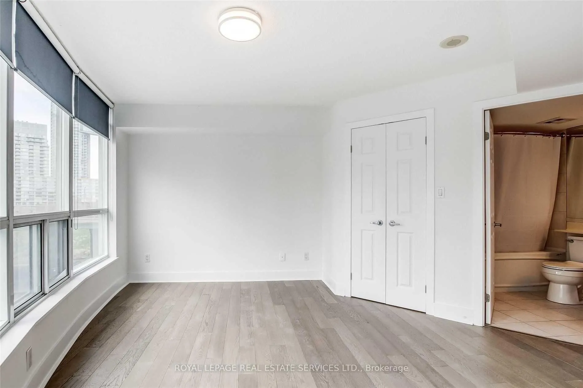 Photo 19 of Unit 709, 550 Queens Quay, Toronto, Waterfront Communities — HOMEH